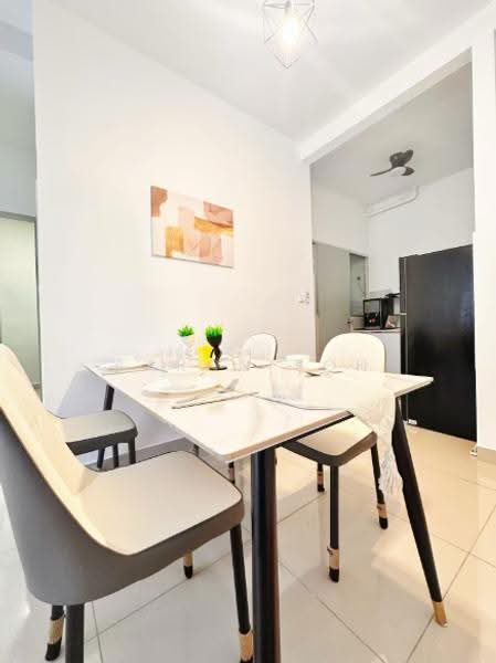 Kondominium untuk Dijual di Alamanda Heights - Aaron Soh - Dining Room - PropertyGuru.com.my