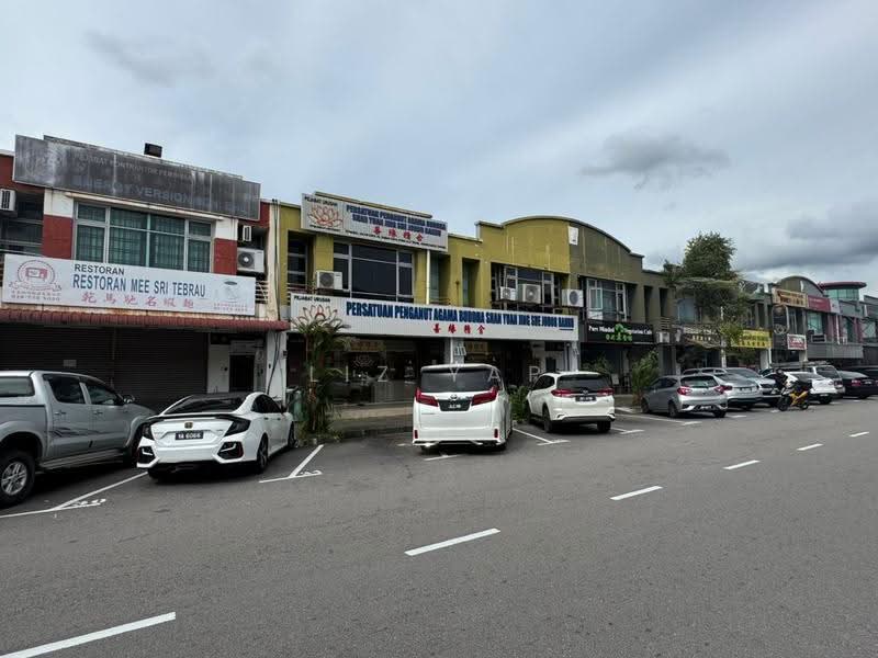 Shop for Sale in Taman Gaya (Ulu Tiram) - Liz Yap - Exterior - PropertyGuru.com.my