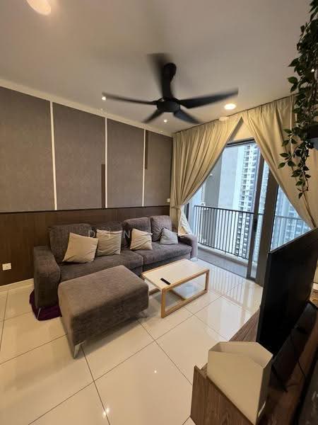 Kediaman Servis untuk Disewa di Kenwingston Platz - Dino Lee - Living Room - PropertyGuru.com.my
