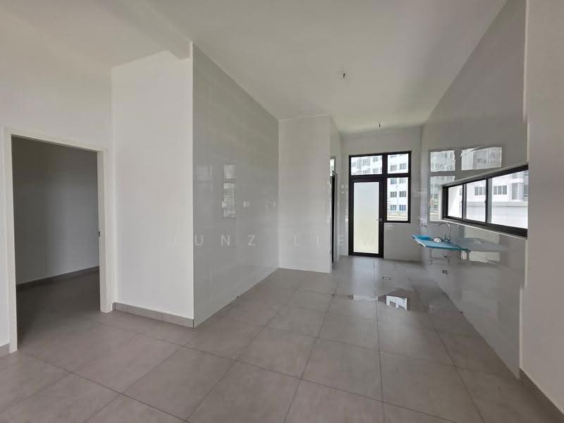2-storey Terraced House for Sale in Setia Eco Cascadia (Tebrau) - Junz Liew - Kitchen - PropertyGuru.com.my