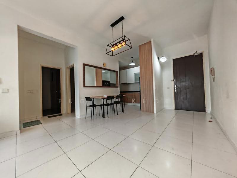 Service Residence for Sale at Sky Oasis Residence (Pangsapuri Oasis 1) - Eugene Khoo - Dining Room - PropertyGuru.com.my