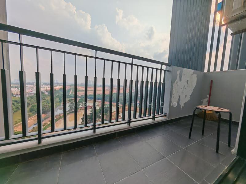 Service Residence for Sale at Sky Oasis Residence (Pangsapuri Oasis 1) - Eugene Khoo - Balcony - PropertyGuru.com.my