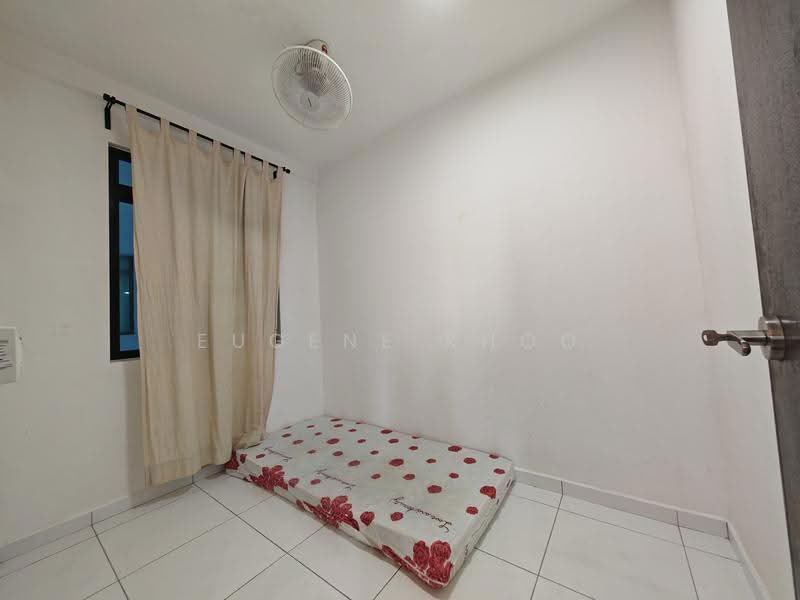Service Residence for Sale at Sky Oasis Residence (Pangsapuri Oasis 1) - Eugene Khoo - Bedroom - PropertyGuru.com.my
