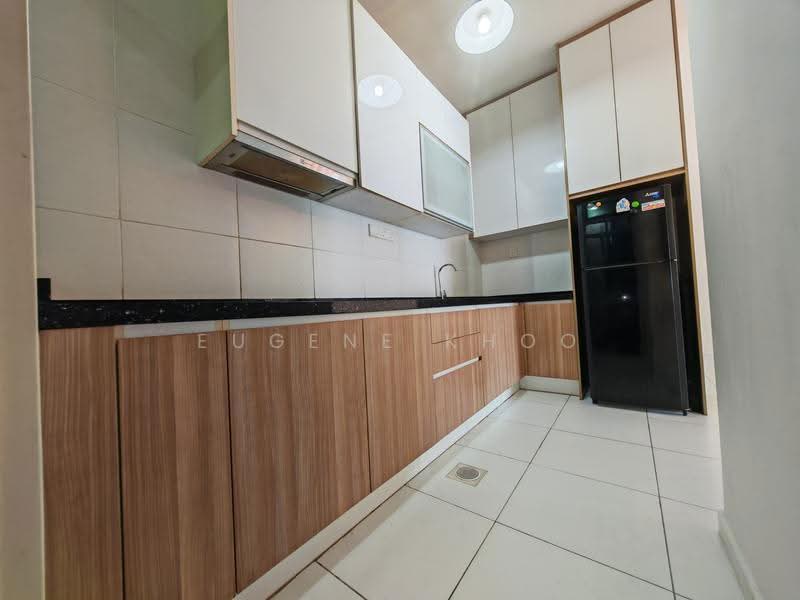 Service Residence for Sale at Sky Oasis Residence (Pangsapuri Oasis 1) - Eugene Khoo - Kitchen - PropertyGuru.com.my