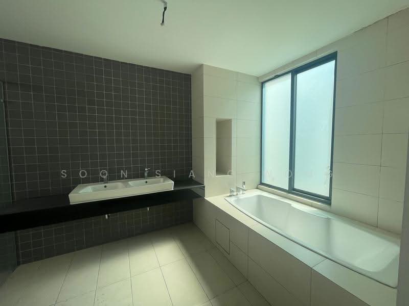 Bungalow House for Sale in Alam Damai (Cheras) - SOON SIANG WONG - Bathroom - PropertyGuru.com.my