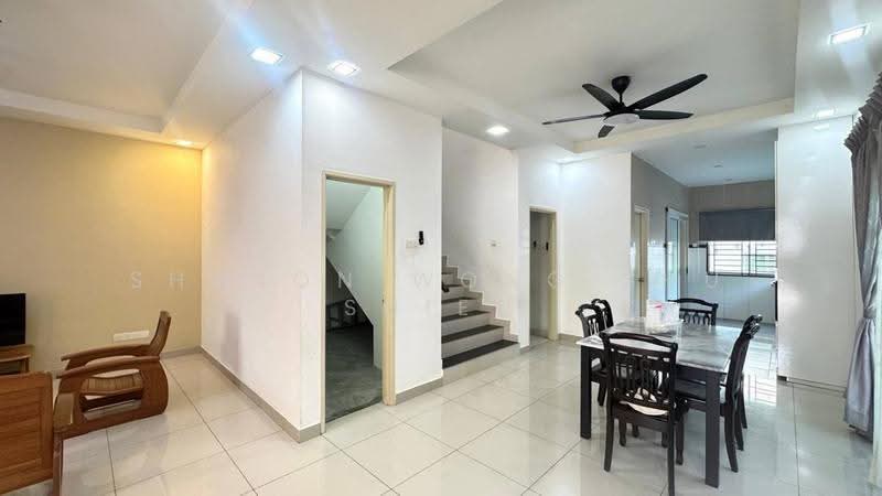 Rumah Teres 2-Tingkat untuk Dijual di Taman Seri Austin (Tebrau) - Sharon Wong Shu Shien - Living Room - PropertyGuru.com.my