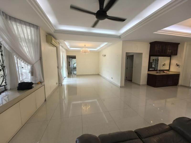 Bungalow House untuk Dijual di Taman Stulang Laut (Johor Bahru) - Liz Yap - PropertyGuru.com.my