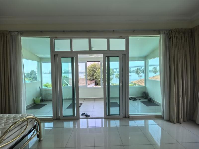 Bungalow House untuk Dijual di Taman Stulang Laut (Johor Bahru) - Liz Yap - PropertyGuru.com.my