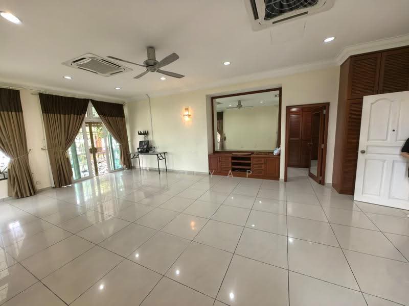 Bungalow House untuk Dijual di Taman Stulang Laut (Johor Bahru) - Liz Yap - PropertyGuru.com.my