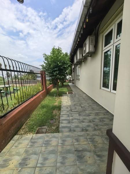 Bungalow House untuk Dijual di Taman Stulang Laut (Johor Bahru) - Liz Yap - PropertyGuru.com.my
