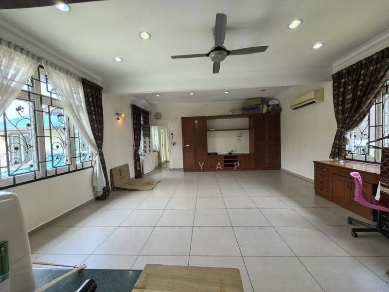 Bungalow House untuk Dijual di Taman Stulang Laut (Johor Bahru) - Liz Yap - PropertyGuru.com.my