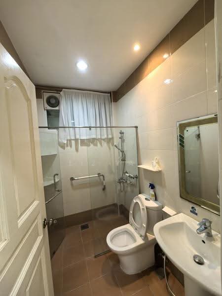 Bungalow House untuk Dijual di Taman Stulang Laut (Johor Bahru) - Liz Yap - PropertyGuru.com.my