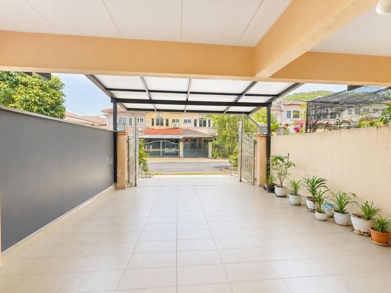 2-storey Terraced House for Sale in Bandar Putra Permai (Seri Kembangan) - NORFADILAH ZAINUDDIN - Exterior - PropertyGuru.com.my