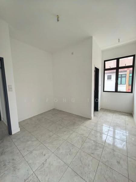 2-storey Terraced House for Sale in Bandar Dato Onn (Tebrau) - Ee Fong Toh - Interior - PropertyGuru.com.my