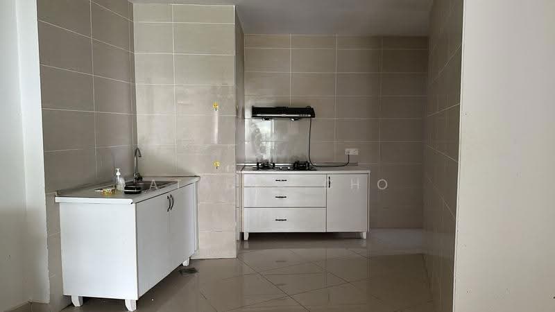 Condominium for Rent at Green Beverly Hills - Sky Bungalow - Athena Cho - Kitchen - PropertyGuru.com.my