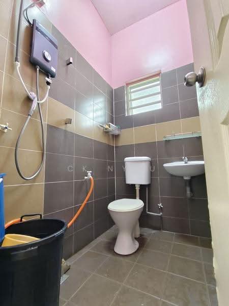 Rumah Teres 1-Tingkat untuk Dijual di Ipoh (Perak) - Ck Nyau - Bathroom - PropertyGuru.com.my