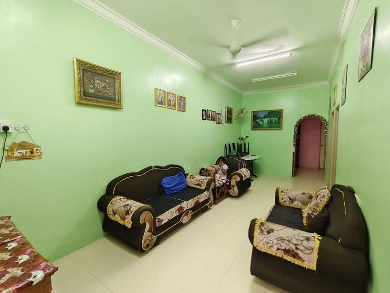 Rumah Teres 1-Tingkat untuk Dijual di Ipoh (Perak) - Ck Nyau - Living Room - PropertyGuru.com.my