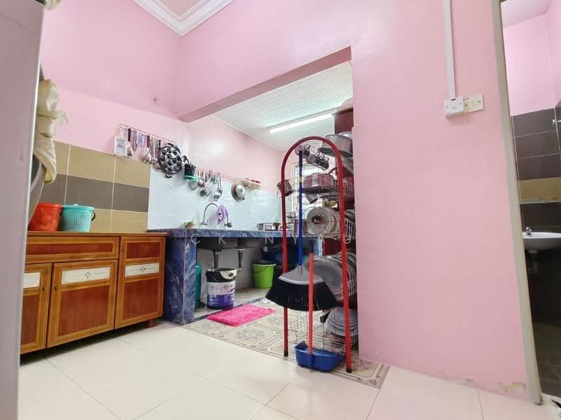 Rumah Teres 1-Tingkat untuk Dijual di Ipoh (Perak) - Ck Nyau - Kitchen - PropertyGuru.com.my