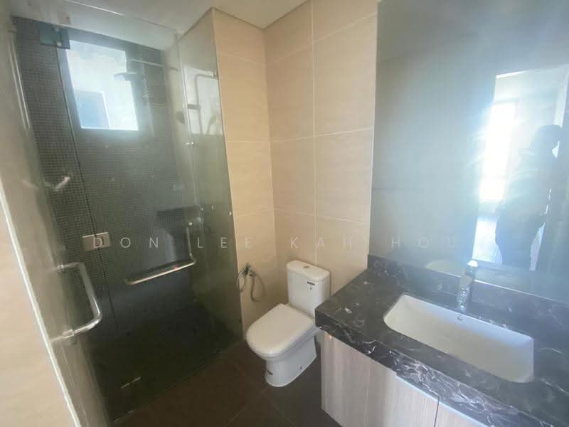 Condominium for Sale at Capella Embassy (D'Rapport Residences) - Don Lee Kah Hou - Bathroom - PropertyGuru.com.my