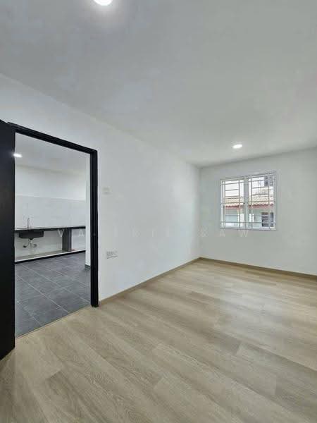 2-storey Terraced House for Sale in Taman Puteri Wangsa (Ulu Tiram) - Valerie Saw - Interior - PropertyGuru.com.my