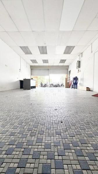 Shop / Office untuk Dijual di Taman Ungku Tun Aminah (Skudai) - Ee Fong Toh - Interior - PropertyGuru.com.my
