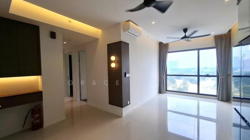 Kediaman Servis untuk Dijual di Tropicana Gardens - Grace Siew - Living Room - PropertyGuru.com.my