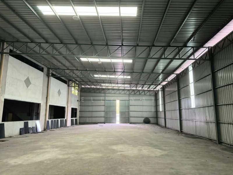 Semi-D Factory for Sale in Ulu Tiram (Johor) - Kelly Wai - Interior - PropertyGuru.com.my