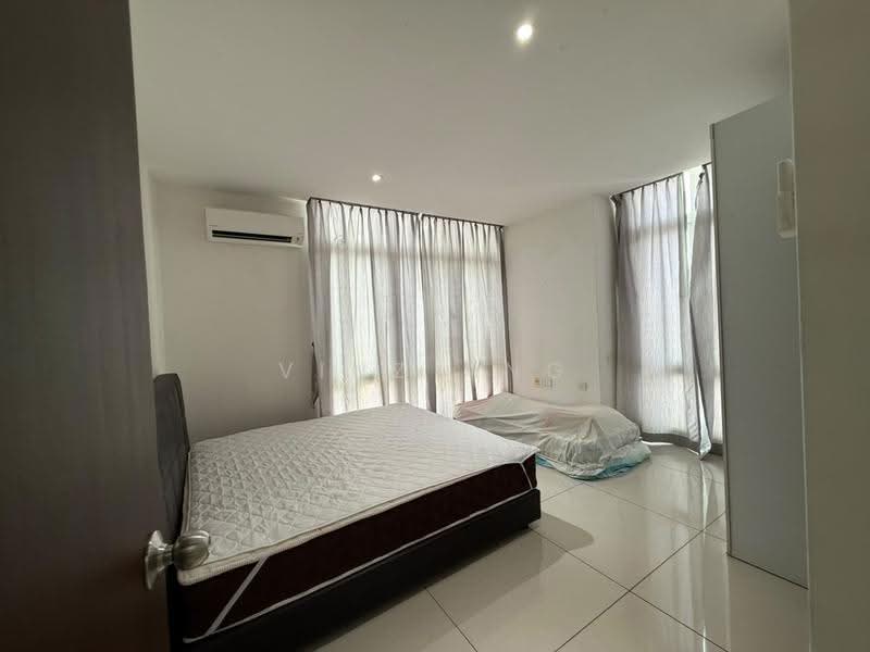 Condominium for Rent at KSL D'Esplanade Residence - Vinz Ang - Bedroom - PropertyGuru.com.my