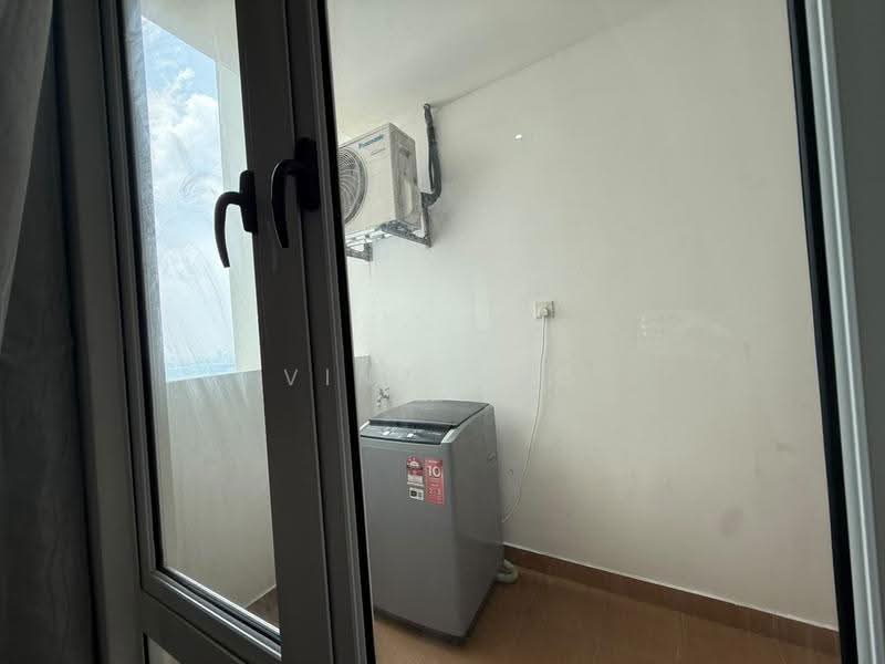 Condominium for Rent at KSL D'Esplanade Residence - Vinz Ang - Balcony - PropertyGuru.com.my