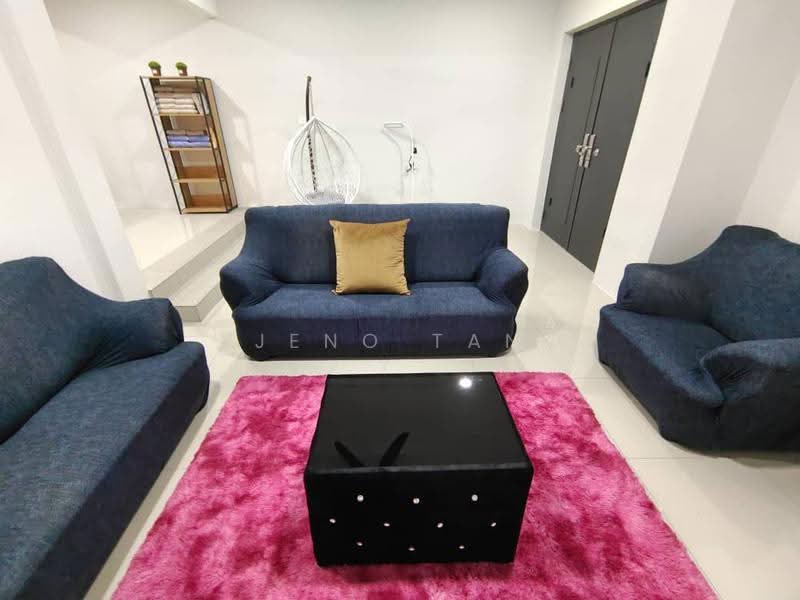 2-storey Terraced House for Rent in Kuching (Sarawak) - Jeno Tan - Living Room - PropertyGuru.com.my