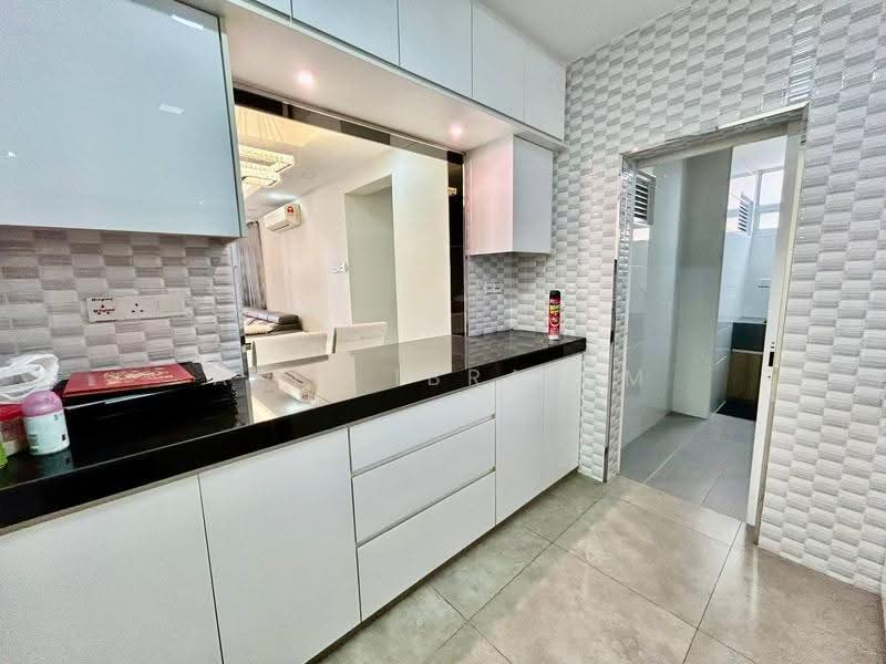 Condominium for Sale at Royal Domain Sri Putramas 2 - Azli Ibrahim - Kitchen - PropertyGuru.com.my