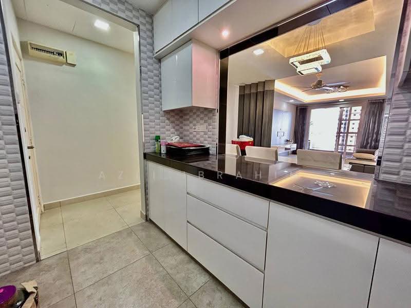 Condominium for Sale at Royal Domain Sri Putramas 2 - Azli Ibrahim - Living Room - PropertyGuru.com.my