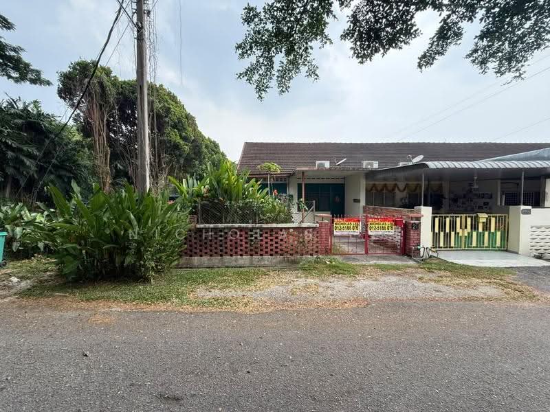 1-storey Terraced House for Sale in Taman Canning (Ipoh) - Nicholas Lee - Exterior - PropertyGuru.com.my