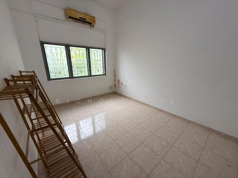 1-storey Terraced House for Sale in Taman Canning (Ipoh) - Nicholas Lee - Interior - PropertyGuru.com.my