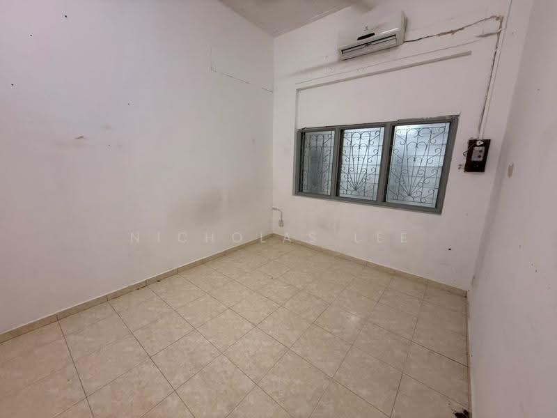 1-storey Terraced House for Sale in Taman Canning (Ipoh) - Nicholas Lee - Interior - PropertyGuru.com.my