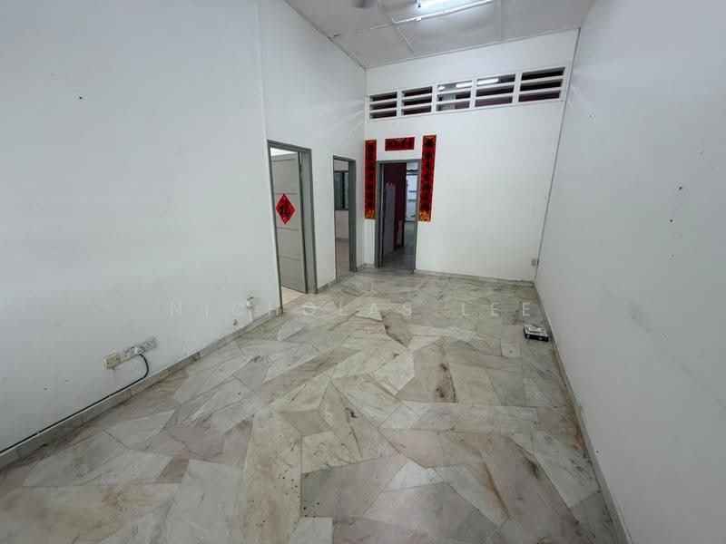 1-storey Terraced House for Sale in Taman Canning (Ipoh) - Nicholas Lee - Interior - PropertyGuru.com.my