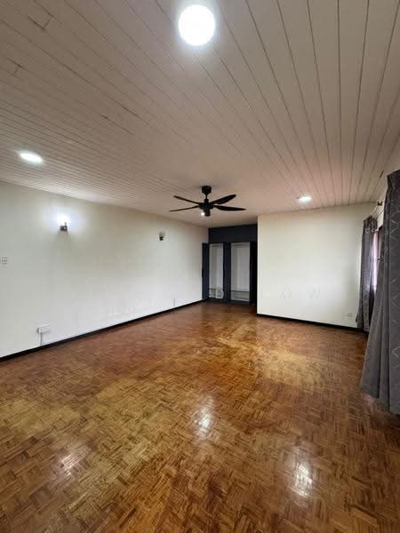 Bungalow House untuk Disewa di Taman Duta (Bukit Tunku (Kenny Hills)) - Desmond Low - Living Room - PropertyGuru.com.my