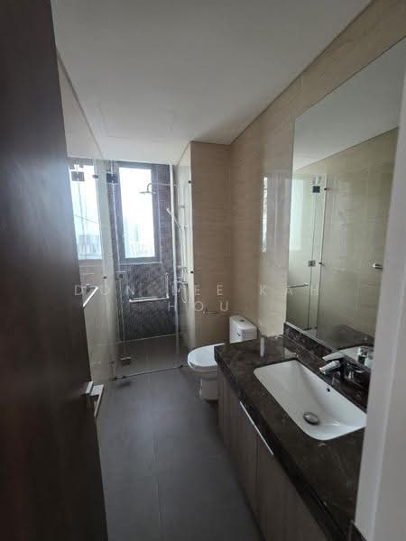 Condominium for Sale at Capella Embassy (D'Rapport Residences) - Don Lee Kah Hou - Bathroom - PropertyGuru.com.my