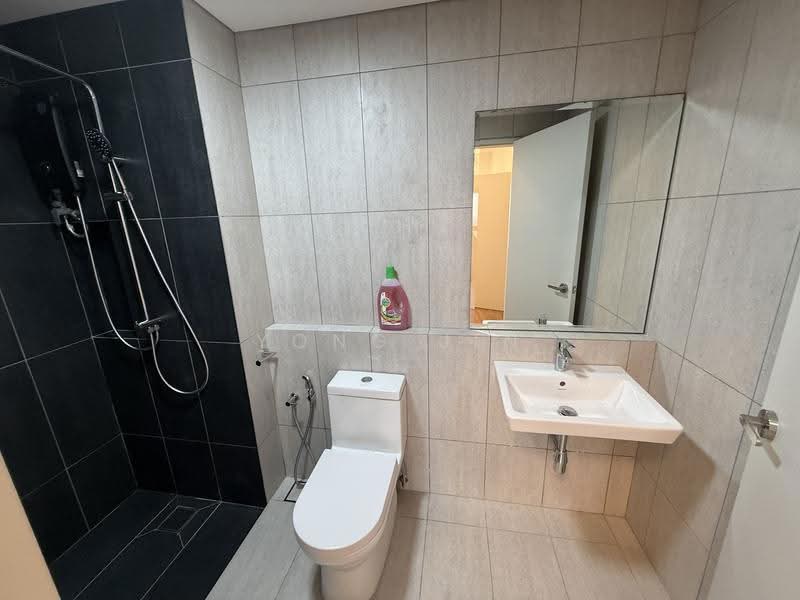 Service Residence for Rent at Teja @ Subang Jaya City Centre (SJCC) - Yong Jin - Bathroom - PropertyGuru.com.my