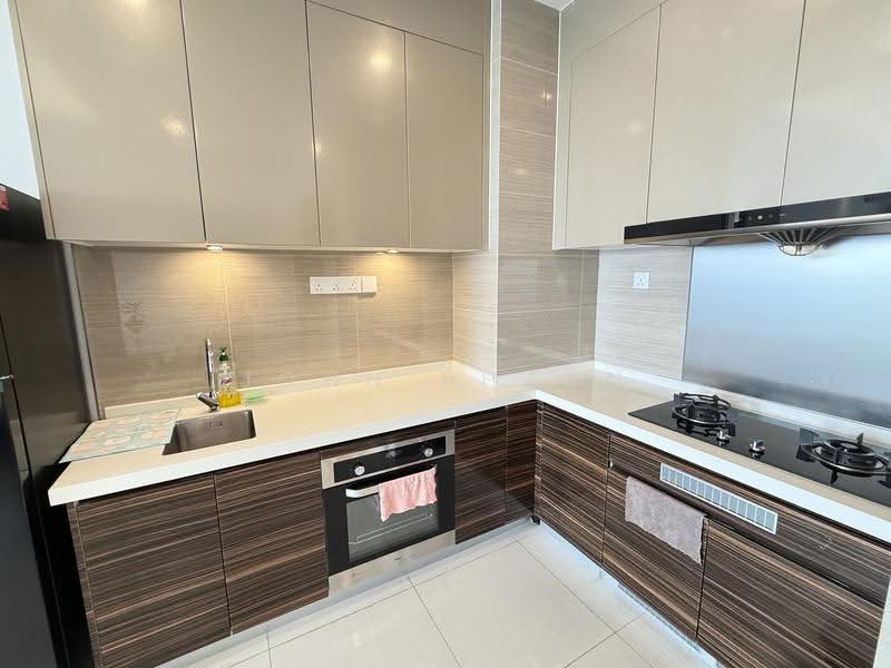 Kondominium untuk Disewa di R&F Princess Cove Phase 2-Seine Region - John Pharn - Kitchen - PropertyGuru.com.my
