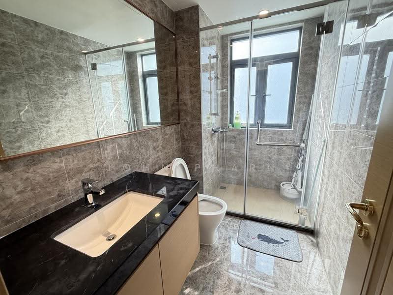 Kondominium untuk Disewa di R&F Princess Cove Phase 2-Seine Region - John Pharn - Bathroom - PropertyGuru.com.my