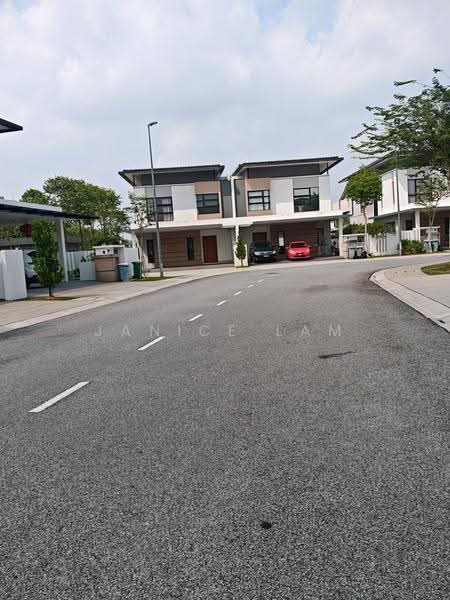 Rumah Berkembar untuk Dijual di Bandar Tropicana Aman (Telok Panglima Garang) - Janice Lam - Exterior - PropertyGuru.com.my