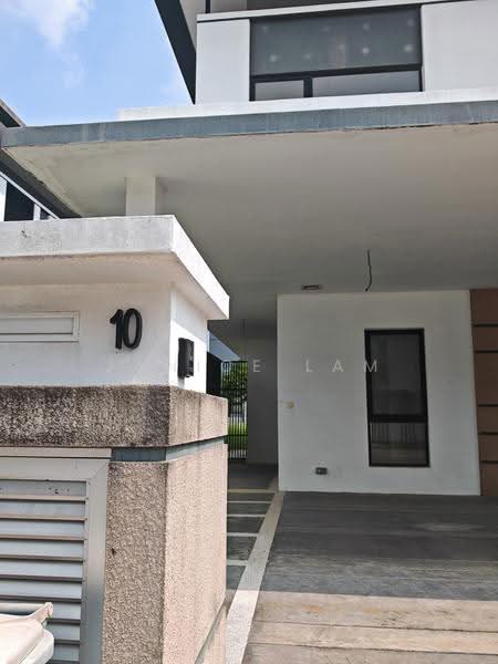 Rumah Berkembar untuk Dijual di Bandar Tropicana Aman (Telok Panglima Garang) - Janice Lam - Exterior - PropertyGuru.com.my