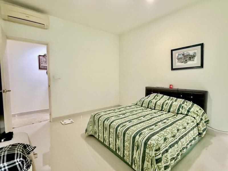 Kondominium untuk Dijual di The Z Residence - Ashly Hor - Bedroom - PropertyGuru.com.my