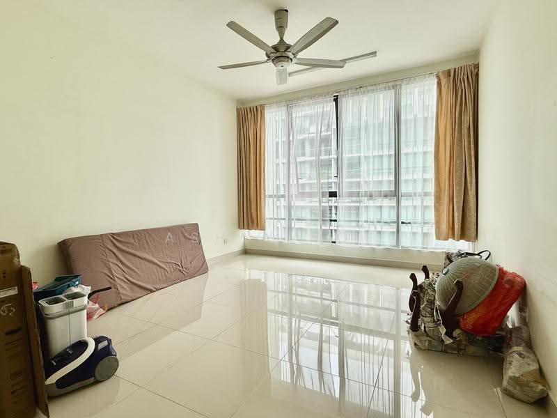 Kondominium untuk Dijual di The Z Residence - Ashly Hor - Living Room - PropertyGuru.com.my