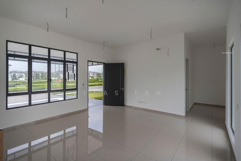 Rumah Teres 1-Tingkat untuk Dijual di Shah Alam (Selangor) - Vitas Tan - Living Room - PropertyGuru.com.my