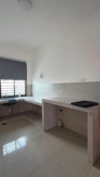 Rumah Teres 2-Tingkat untuk Dijual di Taman Adda Heights (Tebrau) - Mang Janet - Kitchen - PropertyGuru.com.my