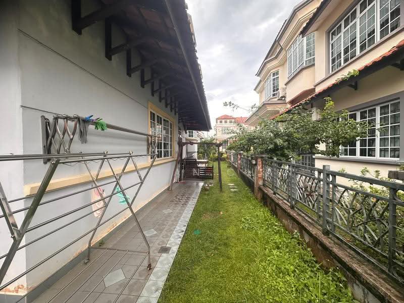 Rumah Berkembar untuk Dijual di Taman Redang (Johor Bahru) - Nathan Chan - PropertyGuru.com.my