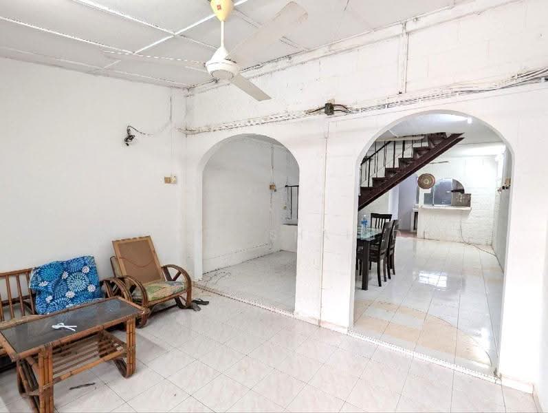Rumah Teres 2-Tingkat untuk Dijual di Taman Selayang Jaya (Selayang) - Shafika Shahidin - Living Room - PropertyGuru.com.my