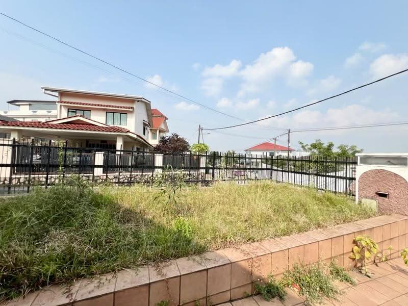 Bungalow House untuk Dijual di Taman Melodies (Johor Bahru) - Glenn Woo - Exterior - PropertyGuru.com.my